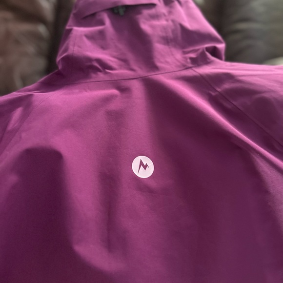 Marmot women’s jacket - Picture 7 of 8